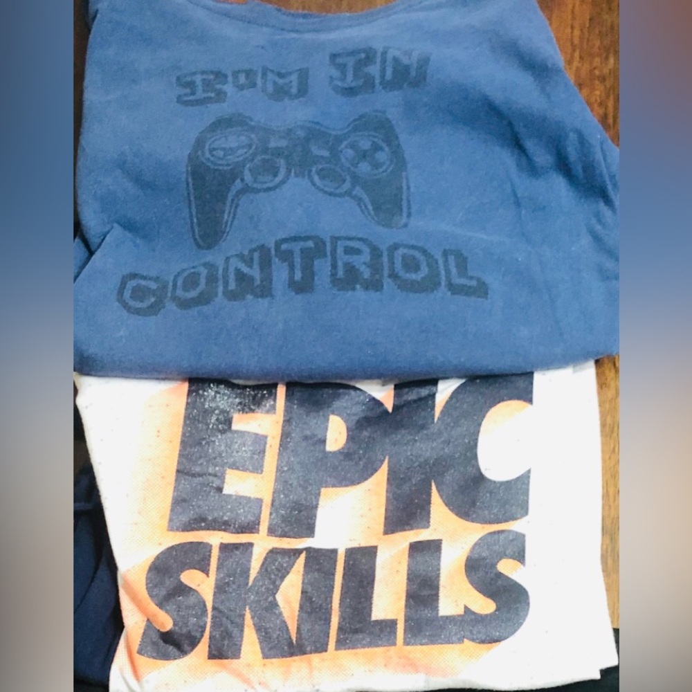 Boys’ 2 long Sleeves shirts place Epic Skills/Carter’s kid I’m in control.10/12